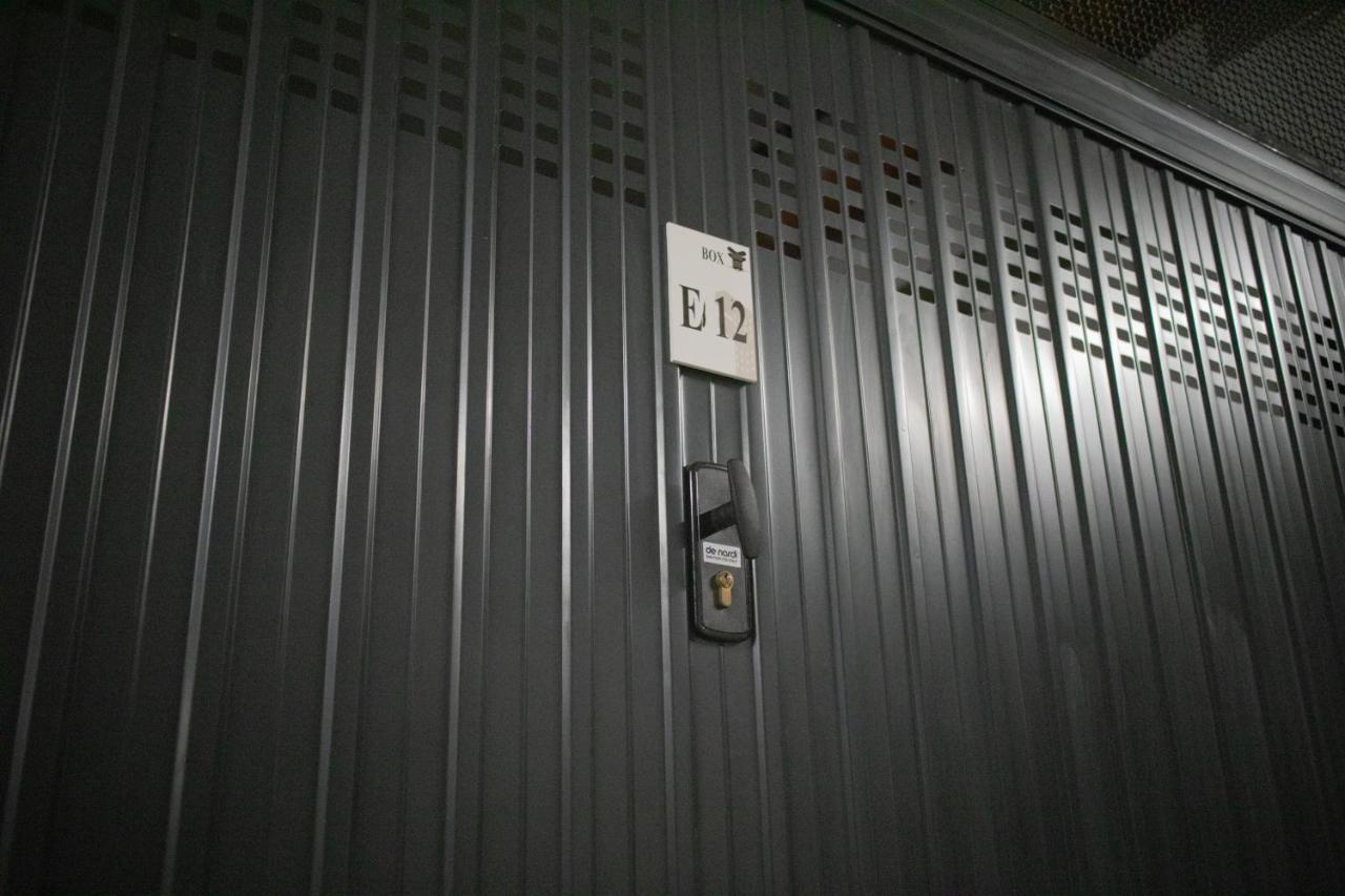 E-Twelve Apartment Naples Exterior photo